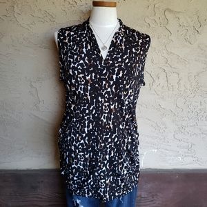 A Pea in the Pod Maternity Leopard Print Top Sz L